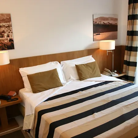 Aparthotel Rota Sorrento