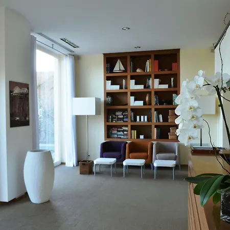 Rota Aparthotel Sorrent
