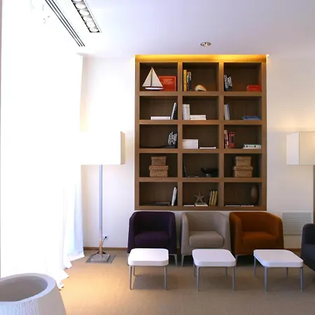 Aparthotel Rota 4*