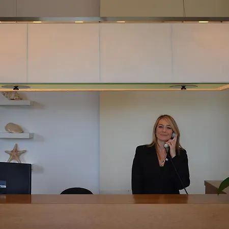 Rota 4* סורנטו